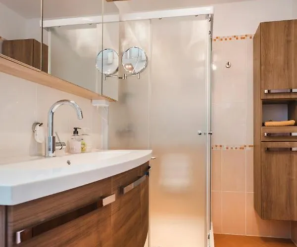 Kovacic-finida Daire *